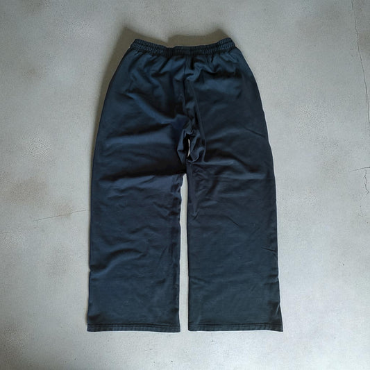 'Noir' sweatpants